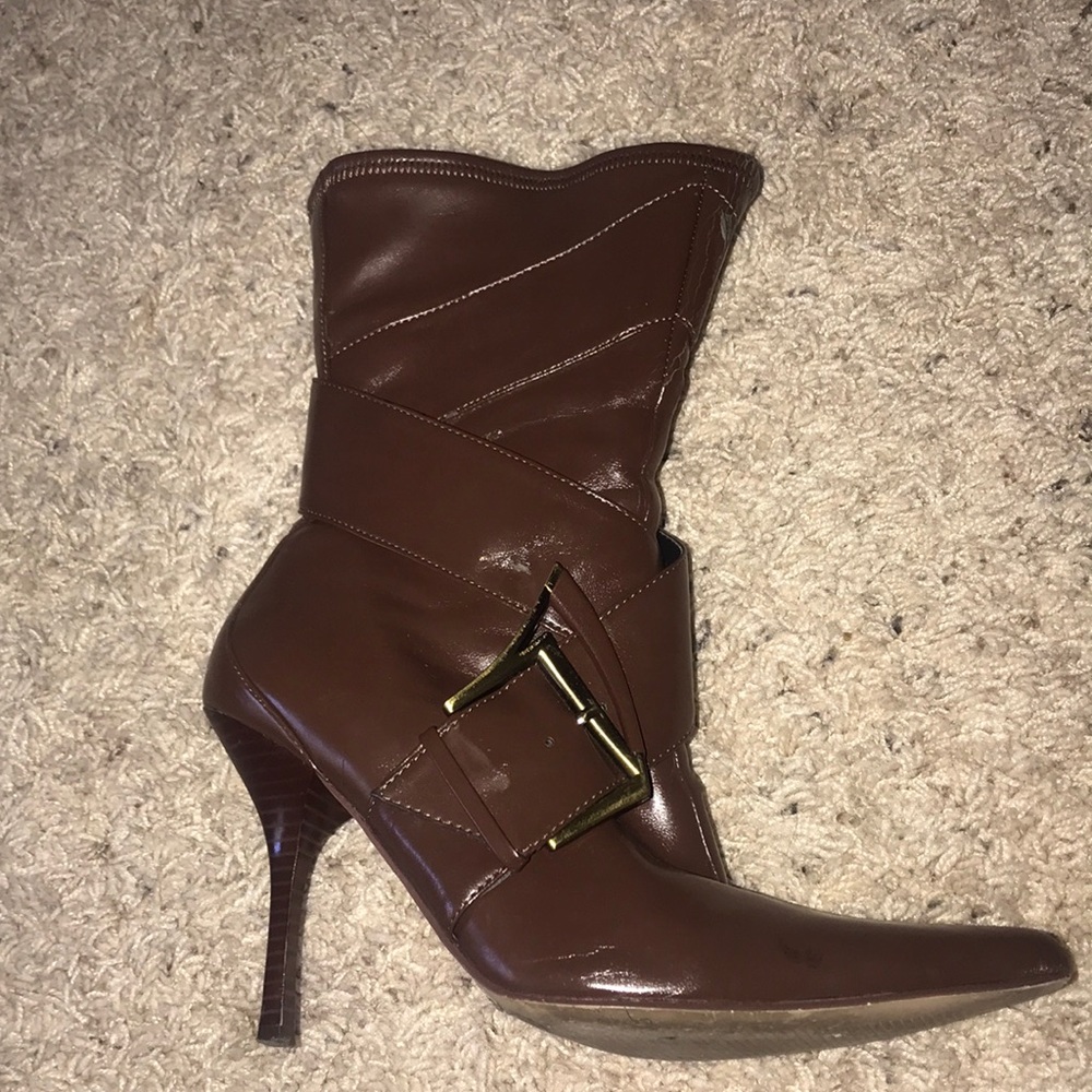 Heels boots